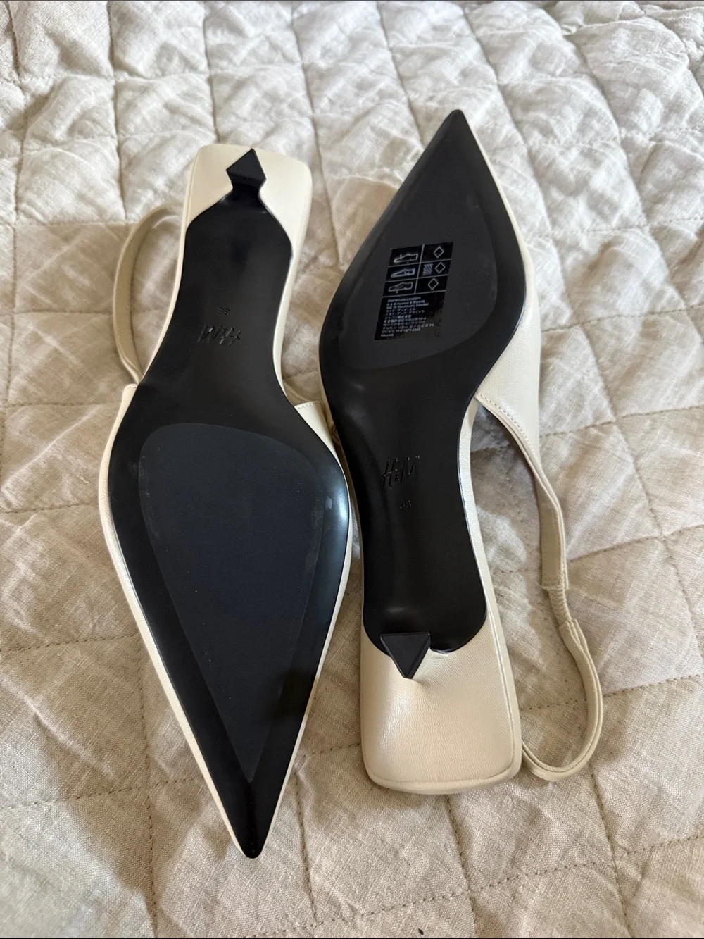 H&M chic pointed